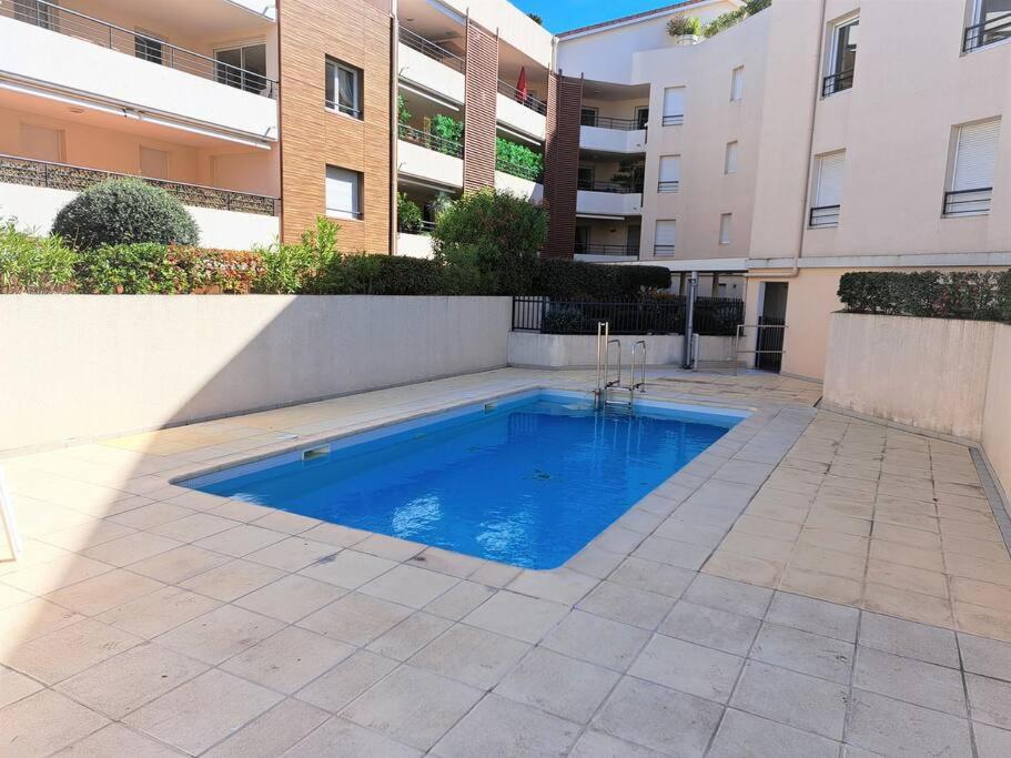 Saint Raphael, T2, Piscine, Proche Centre Ville Extérieur photo